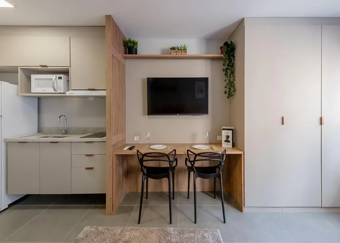 Go Carlos Gomes Apartment *
